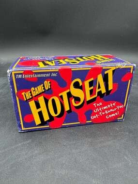 Vintage The Game of Hotseat Get to Know You Game 1997 4-10 Players 18+